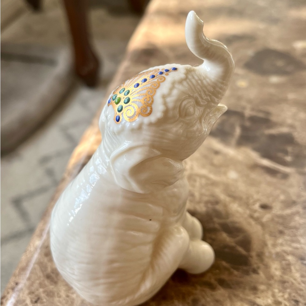 Lenox elephant figurine